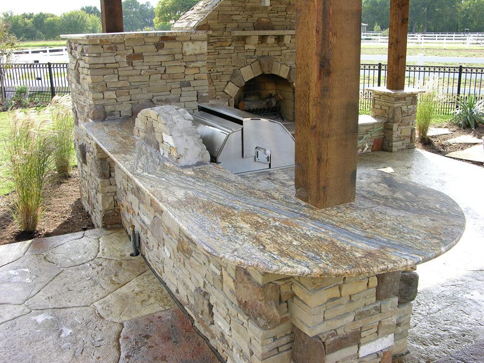 Outdoor Kitchen Countertops (Popular Designs)  Outdoor kitchen countertops,  Outdoor countertop, Outdoor kitchen